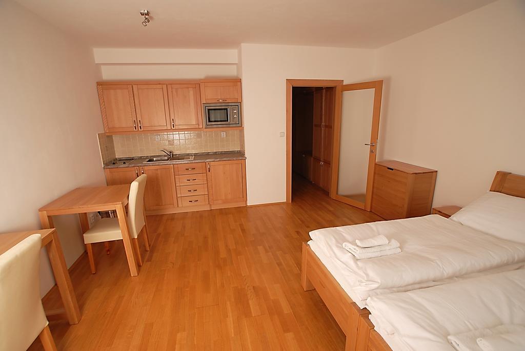 Rezidence & Wellness Blatov Hotell Prag Rum bild